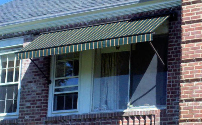 Retractable Wide Window Awning